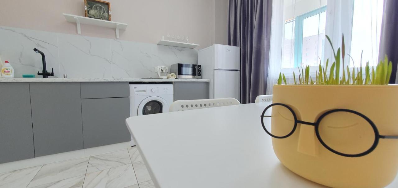 Apartment 51 2х комн с 2мя кроватями,раскладным диваном и раздельным санузлом на 1-6 гостей *