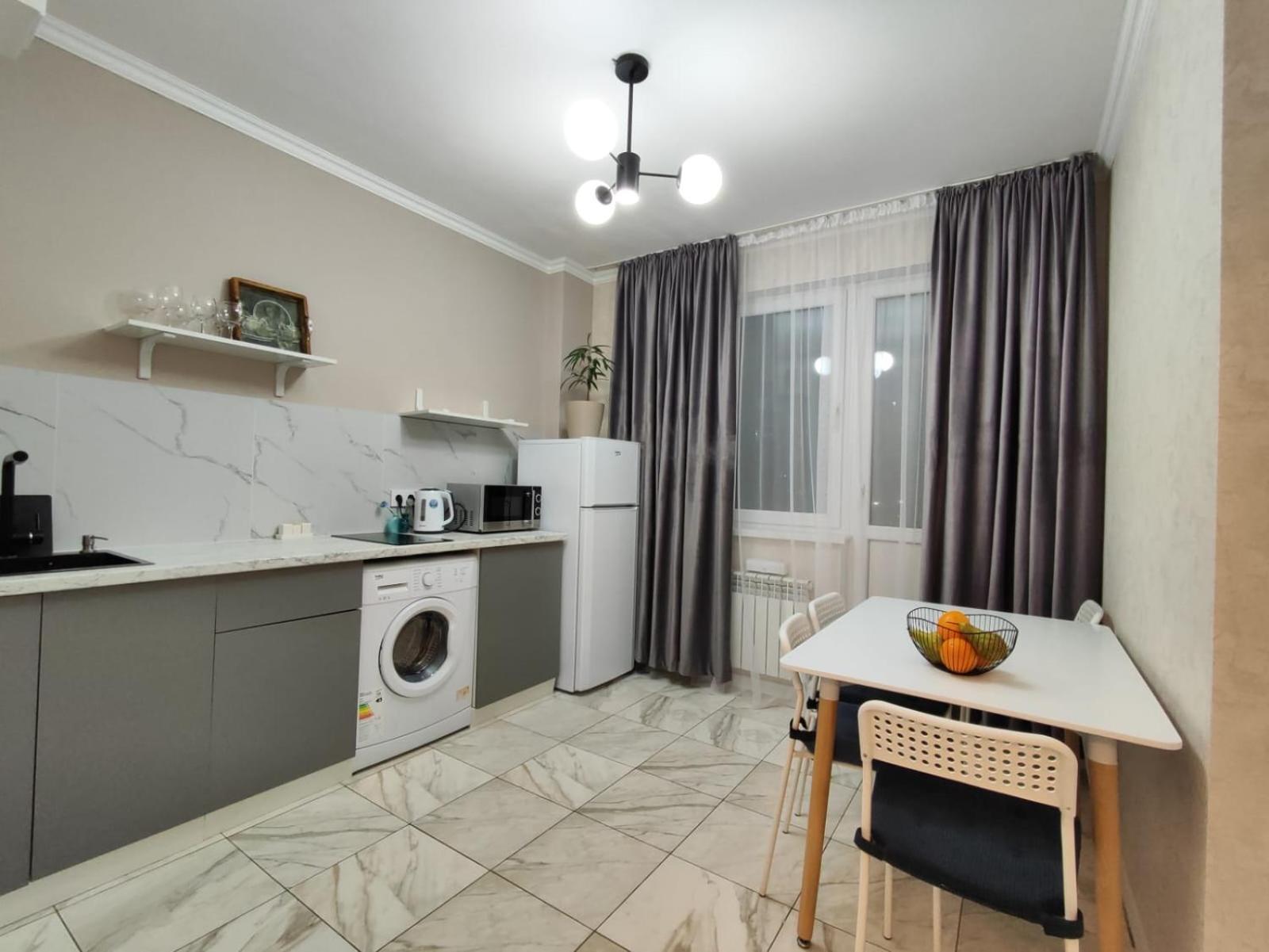 Apartment 51 2х комн с 2мя кроватями,раскладным диваном и раздельным санузлом на 1-6 гостей
